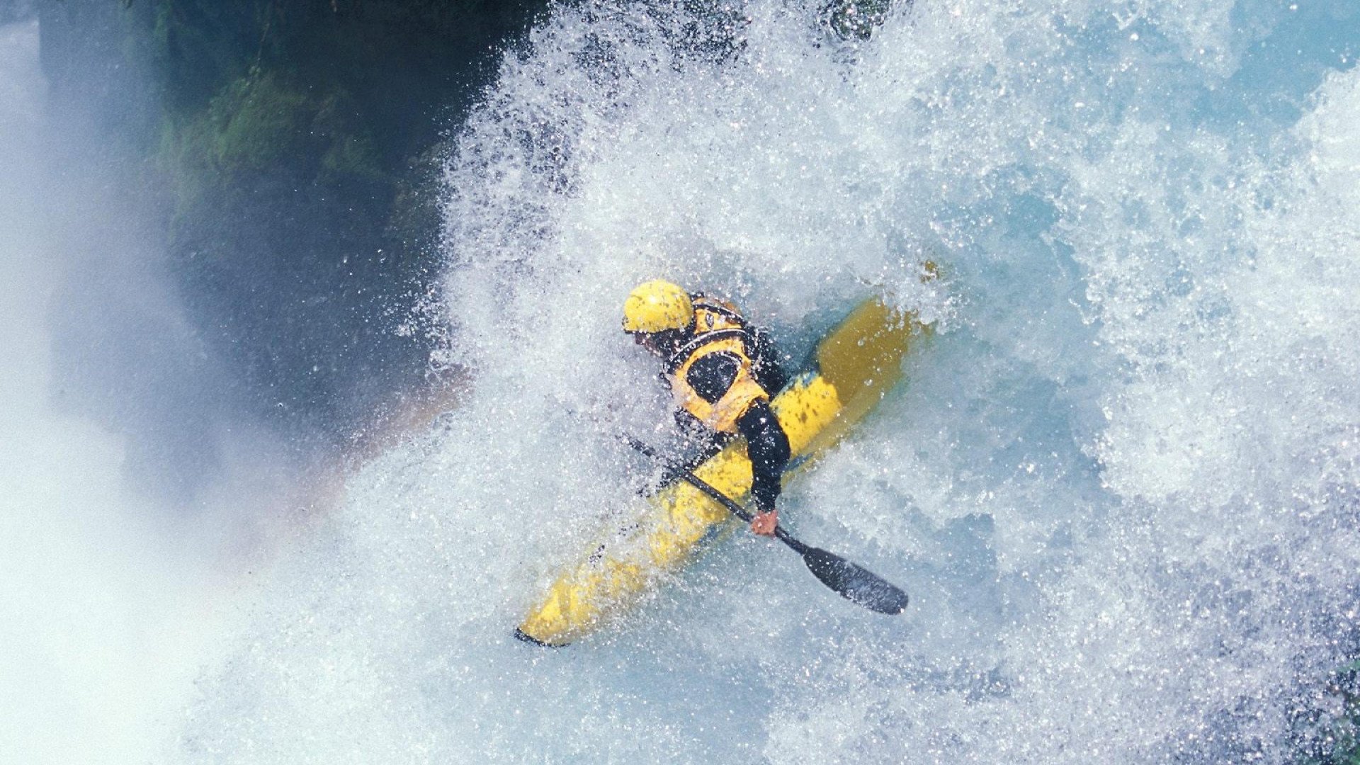 欧冠决赛：曼城2比1战胜巴黎 成为现代欧冠史上第二支完成“四连冠”的球队