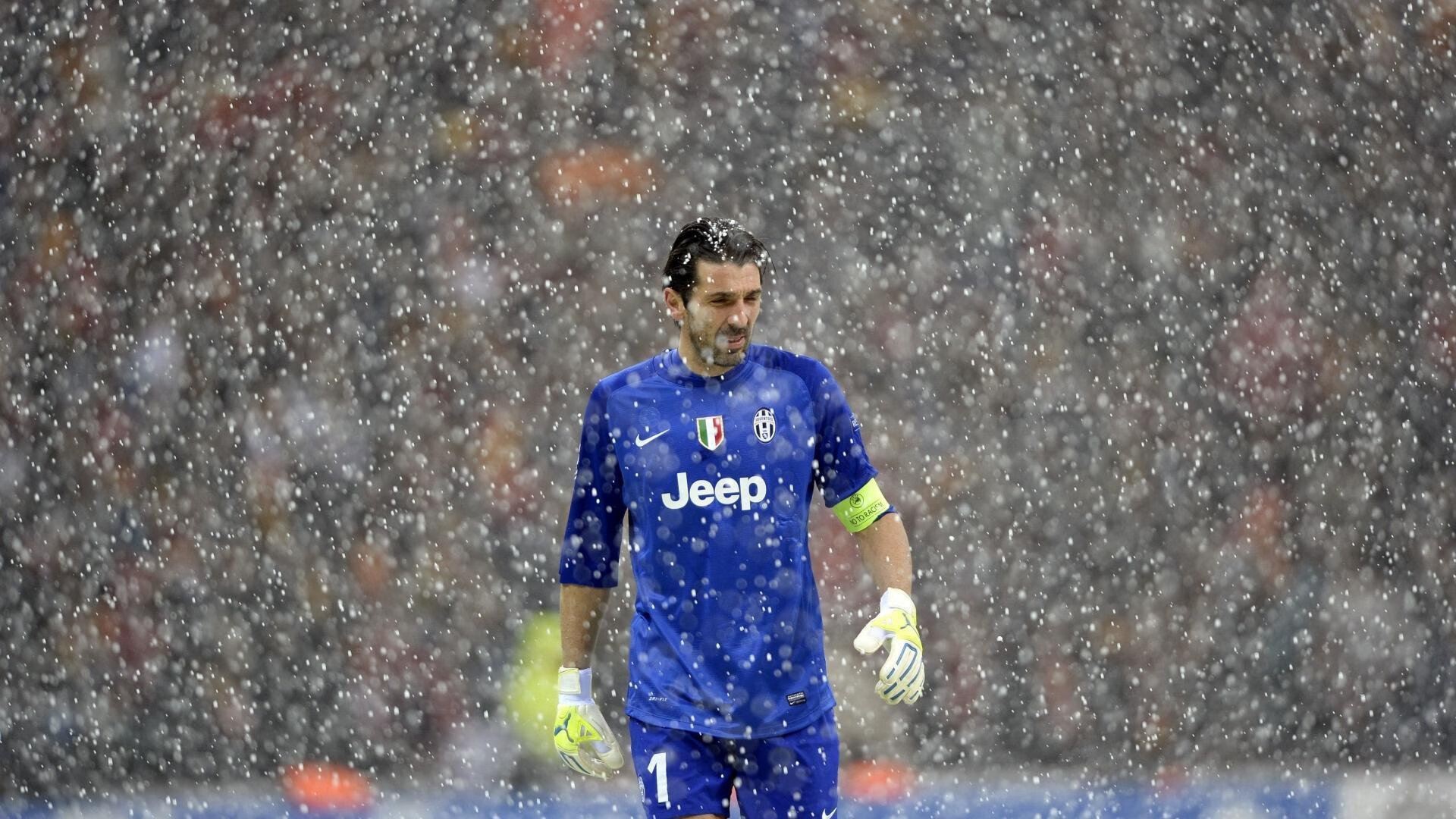 欧冠小组赛：皇家社会1比1战平尤文 格里兹曼式“左脚兜射”差之毫厘